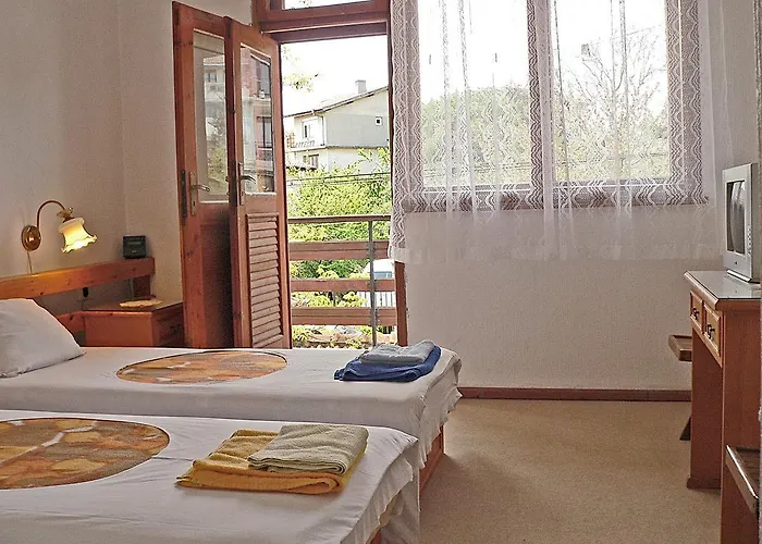 Kalina 招待所 圣君士坦丁和海伦那