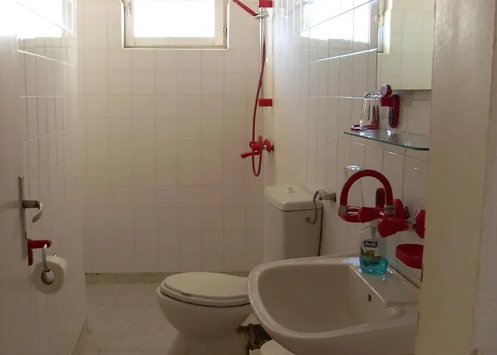 招待所 Kalina 圣君士坦丁和海伦那